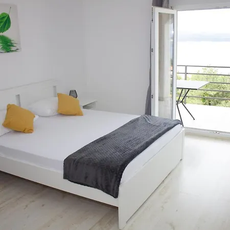 Lounger Apartmán